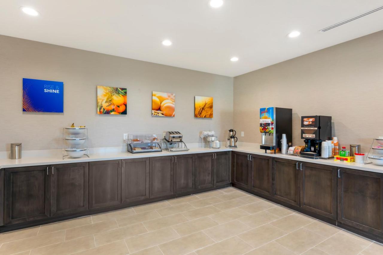 Comfort Inn & Suites Balch Springs - Se Dallas Exteriér fotografie